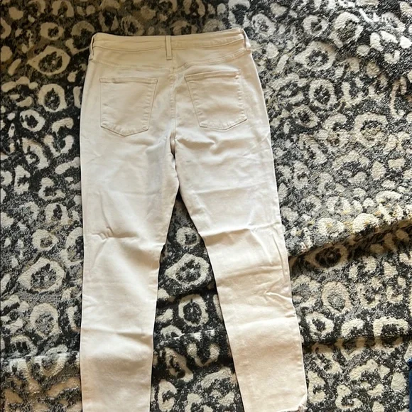 Off White High-Waisted Button Jeans - Picture 2 of 4